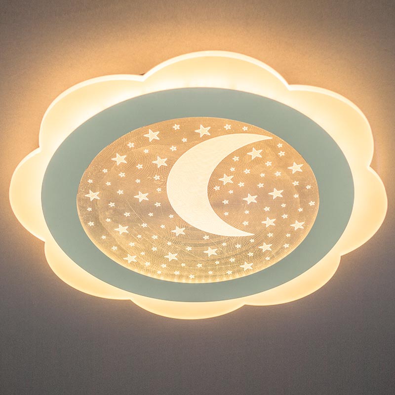 LED люстра для детской комнаты